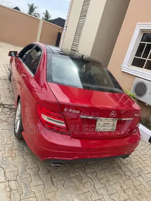 Mercedes-Benz C300 Luxury 4Matic Sedan AWD (3.5L 6cyl 7A) 2013 Red