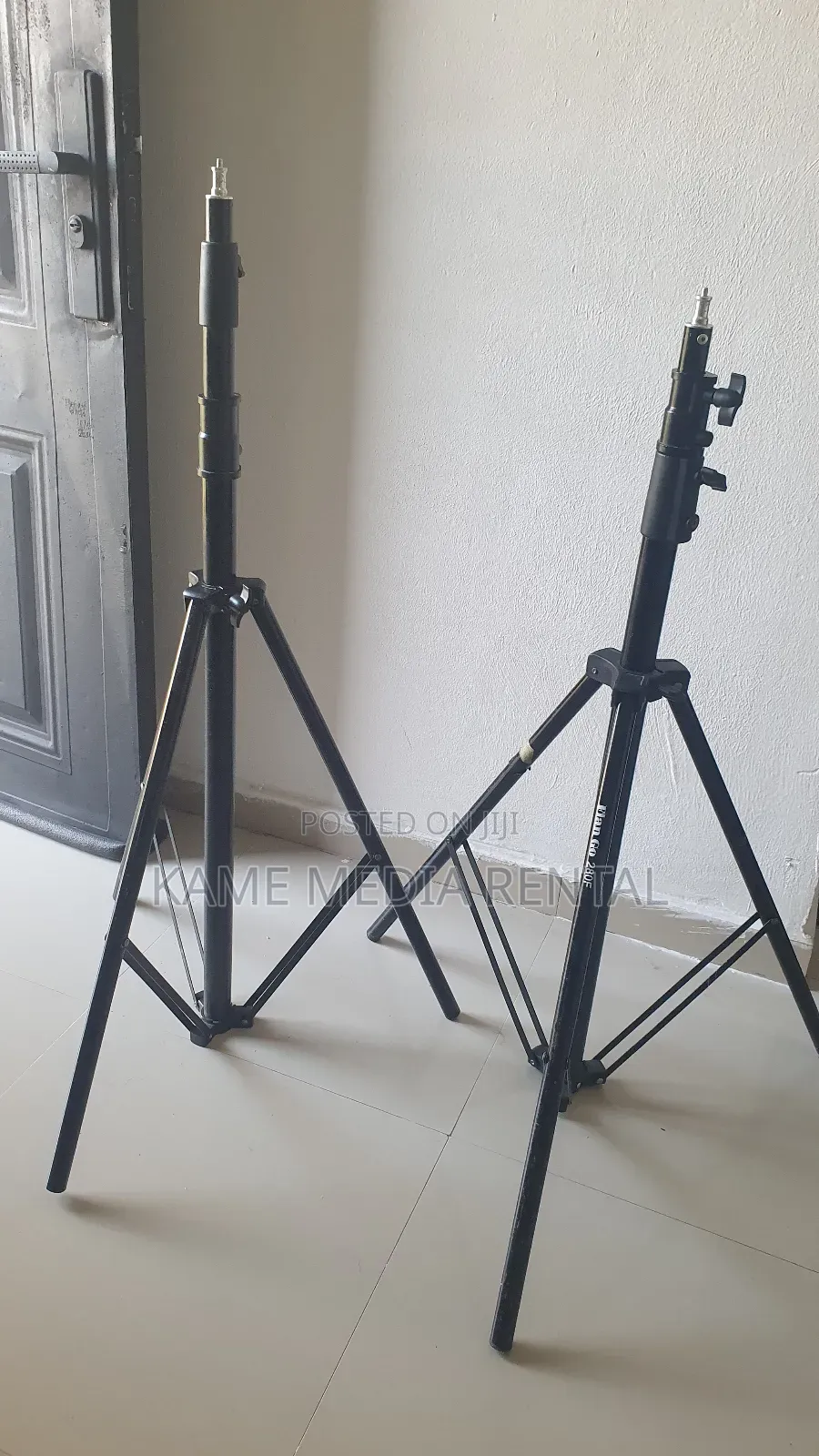 Light Stands for Rent (Big and Small)