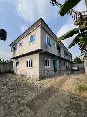 2bdrm Block of Flats in Rumukwurushi New, Port-Harcourt for sale