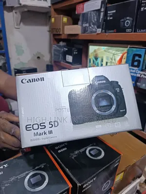 Canon Eos 5d Mark 111 Digital Camera
