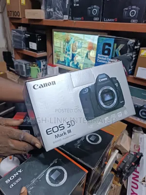 Canon Eos 5d Mark 111 Digital Camera