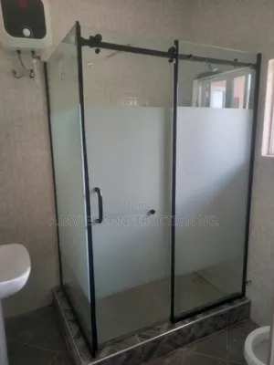 Tayo Shower Cubicles