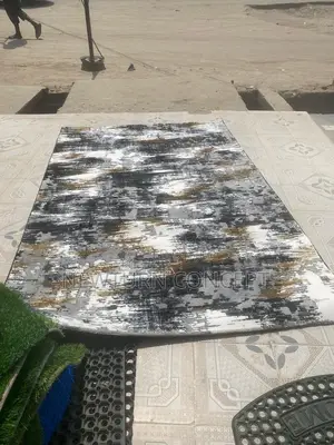 5by7 Turkey Center Rug