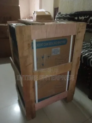 Can Sealing Machine