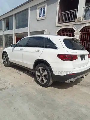 Mercedes-Benz GLC-Class 2022 White