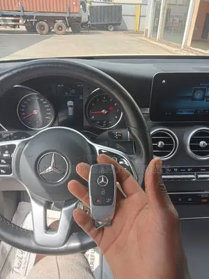 Mercedes-Benz GLC-Class 2022 White
