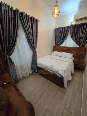 Furnished Mini Flat in County Gate, Chevron for rent