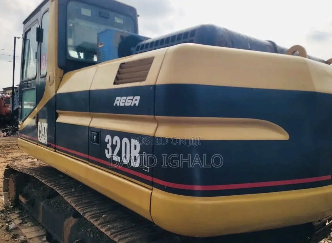 Excavator 320b