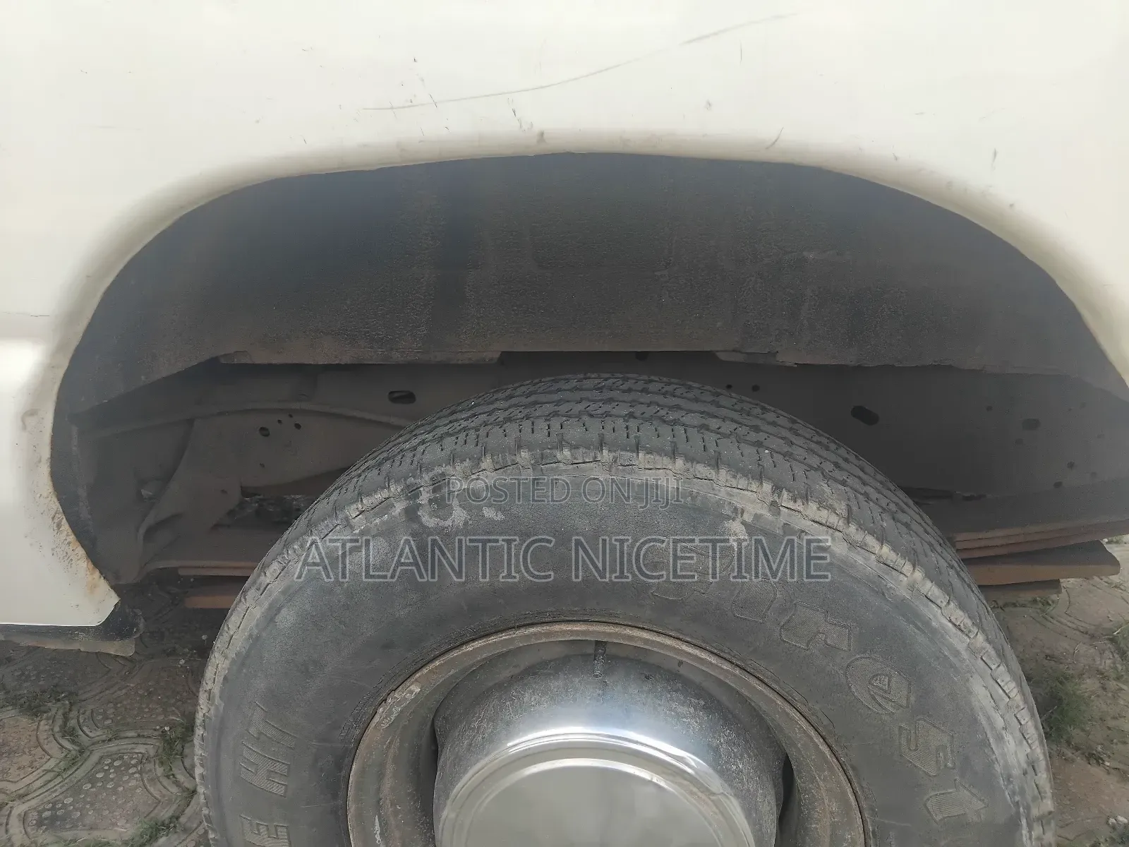 Ford E350 2006 White