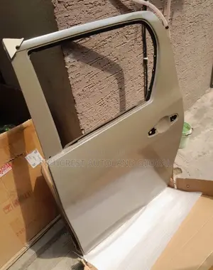 Toyota Hilux 2016-2024 Door