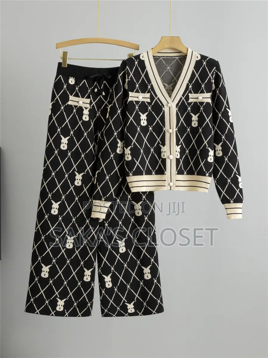 High Quality Female Two Piece