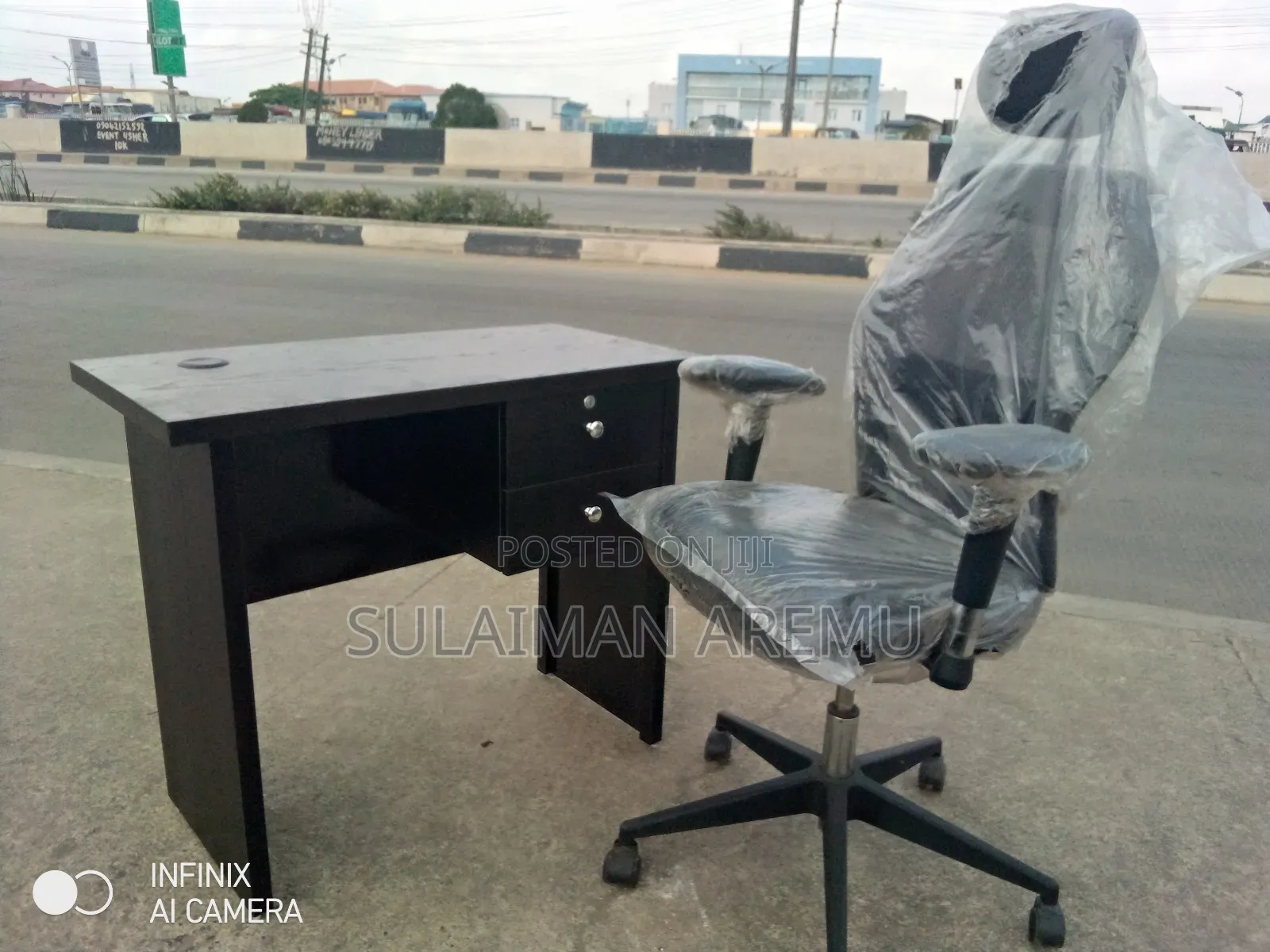 Office Executive Chair With 3feet Table
