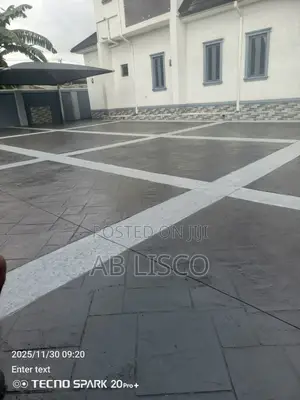 Solid Concrete Floor