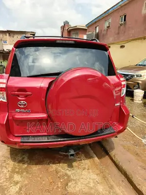 Toyota RAV4 3.5 4x4 2011 Red