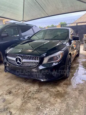 Mercedes-Benz C250 2016 Black