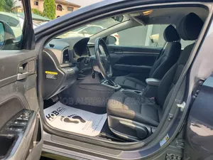 Hyundai Elantra SE 2018 Blue