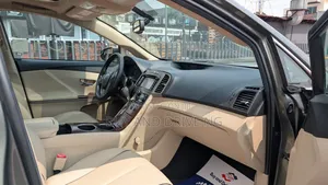 Toyota Venza XLE 4dr Wagon AWD (3.5L 6cyl 6A) 2014 Green