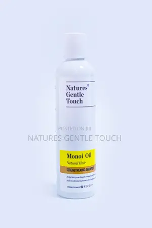 Monoi Oil Natural Hair Strengthening Shampoo -250ml