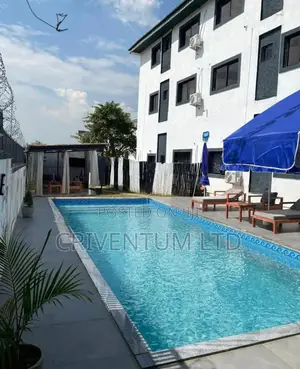Luxury 2 Bedroom With Swimming Pool