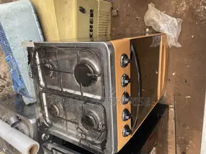Formica Four Burner Gas Cooker With Oven