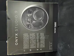 Onyx Studio 9