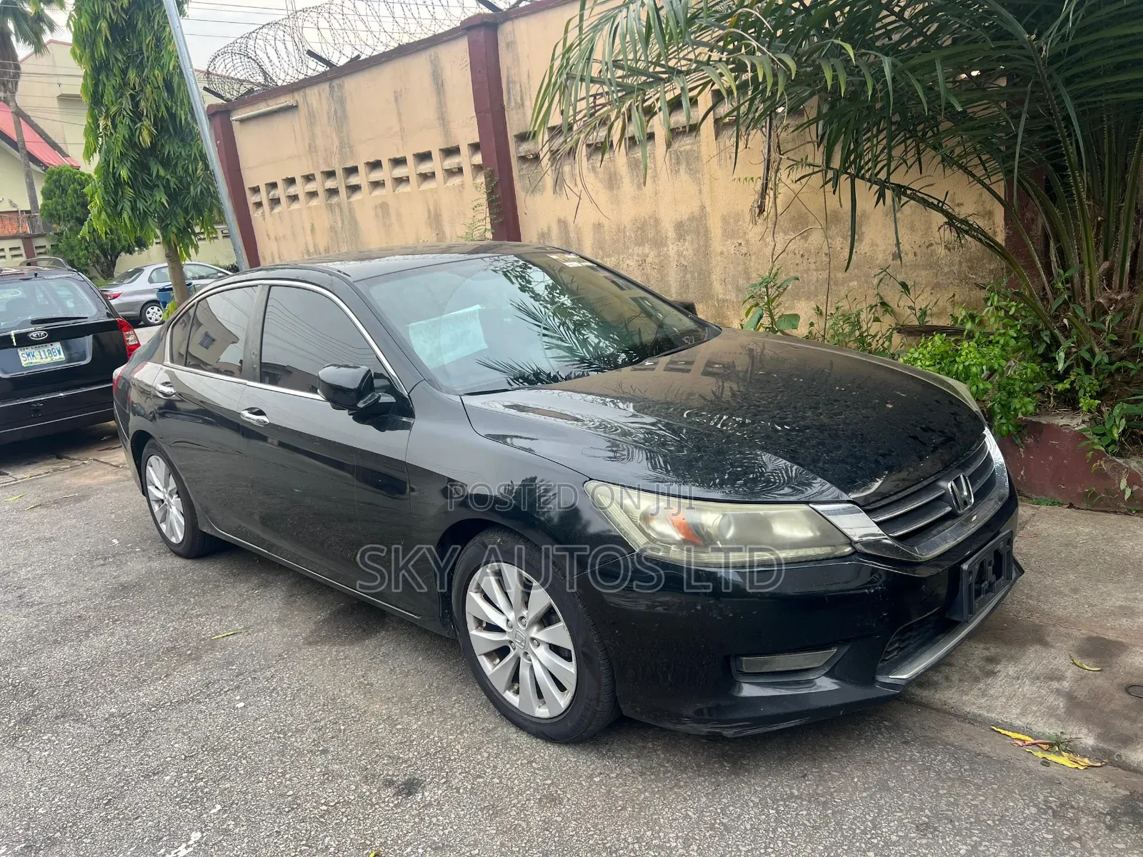 2013 Honda Accord EX-L 4dr Sedan FWD (2.4L 4cyl 2A)
