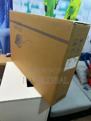 New Laptop Sager NP9175 32GB Intel Core Ultra 9 SSD 2T