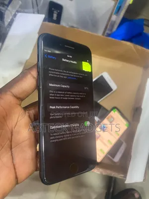 Apple iPhone 7 32 GB Black