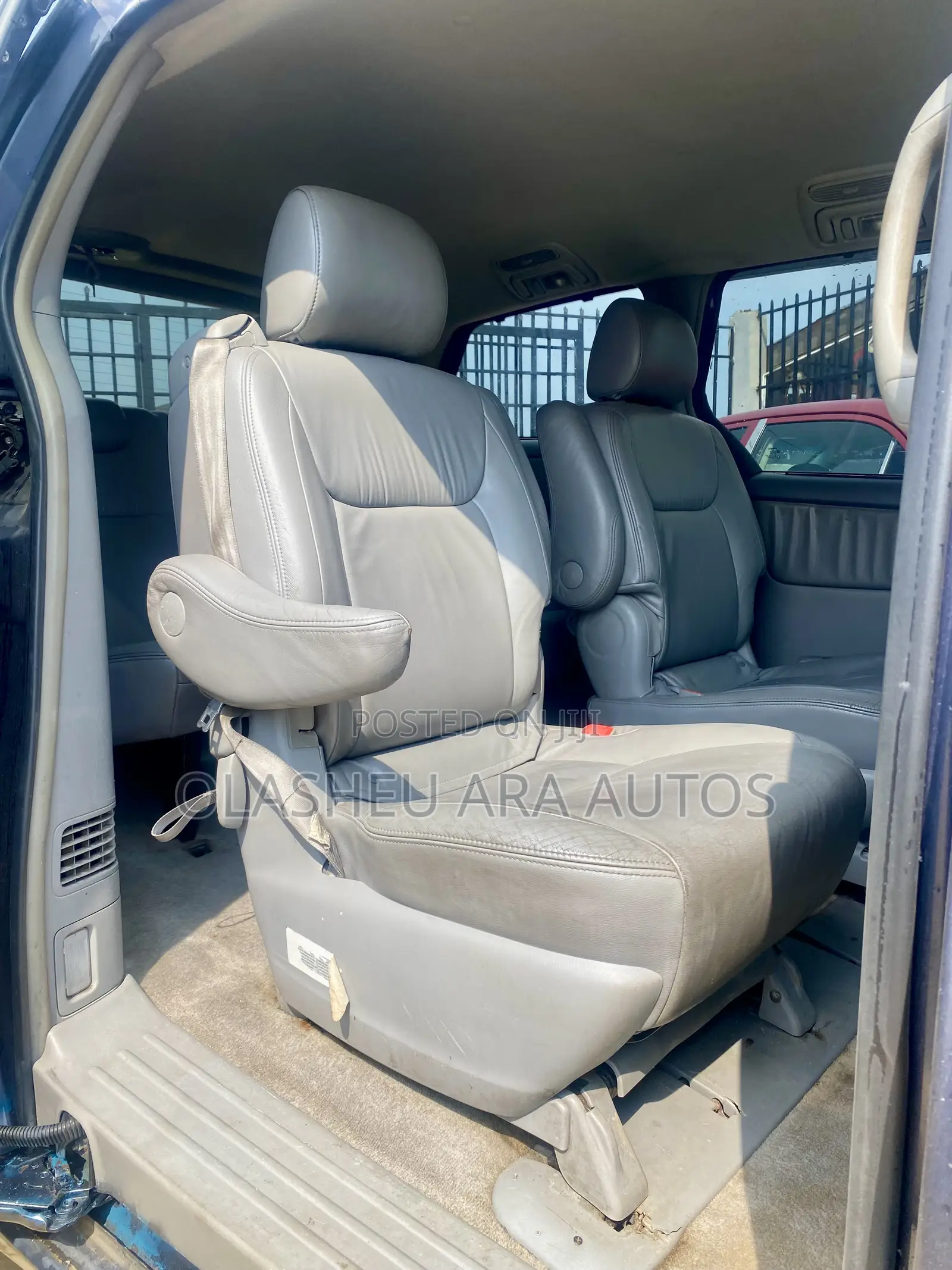 Toyota Sienna LE FWD 2006 Gray