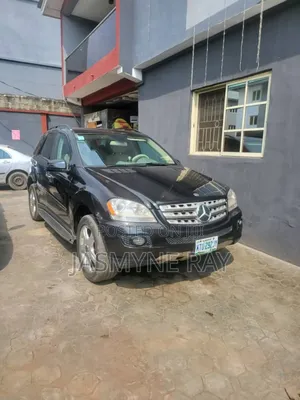Mercedes-Benz M Class 2010 Green