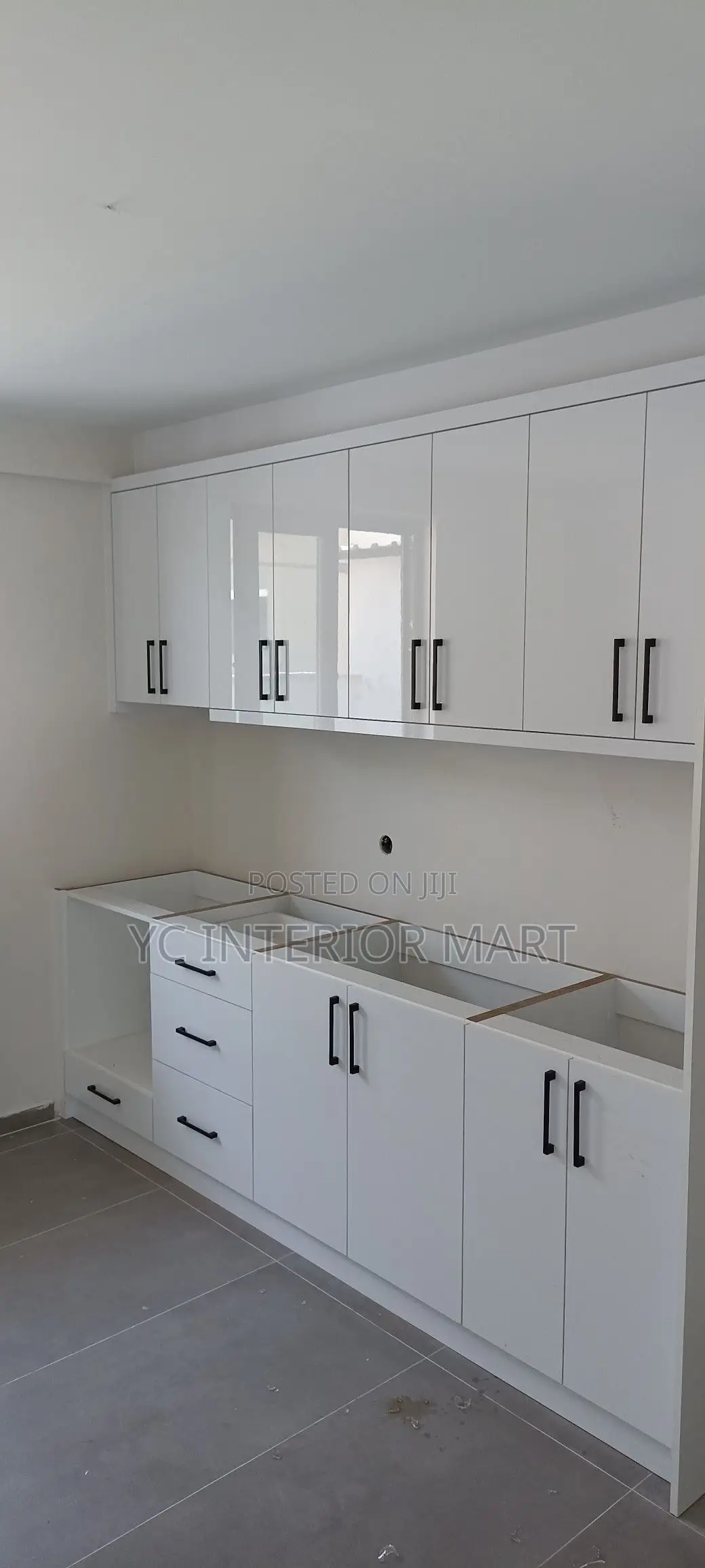 Modern Kitchen Cabinets