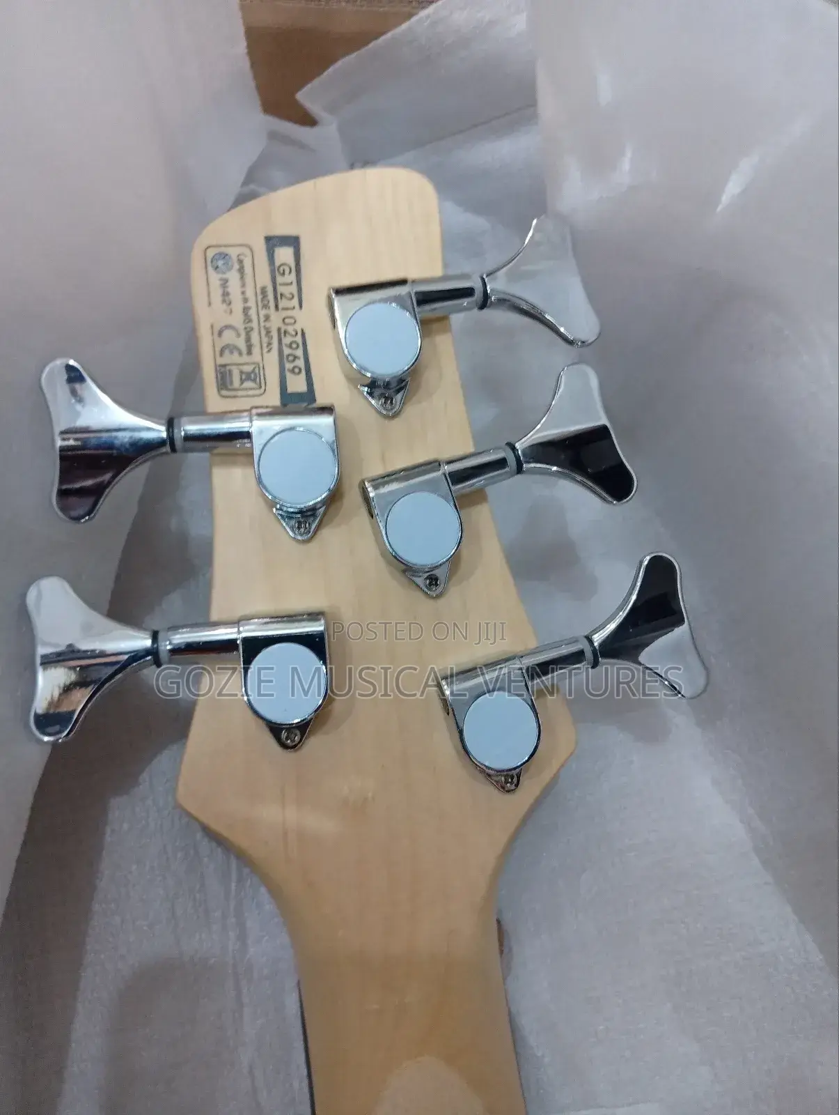 Five String Aivarez Bass Guitar With Amazing Sound