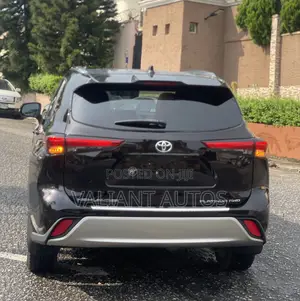 Toyota Highlander 2021 Black