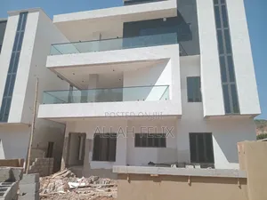5bdrm Mansion in Katampe Extension for sale