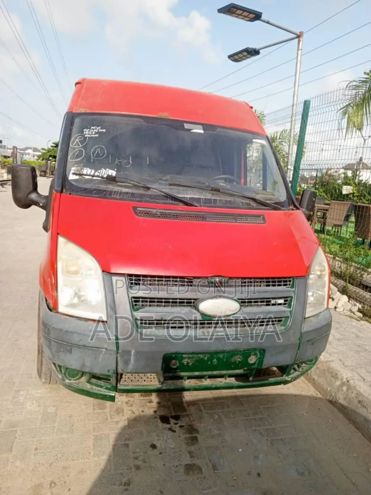 Ford Transit 2012 Red