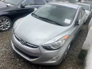 Hyundai Elantra 2013 Silver
