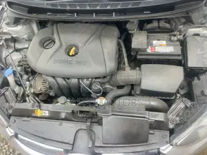 Hyundai Elantra 2013 Silver