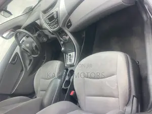 Hyundai Elantra 2013 Silver