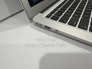 Laptop Apple MacBook Air 2017 8GB Intel Core I5 SSD 256GB