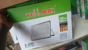 200watt Flood Light Warm White Vellmax