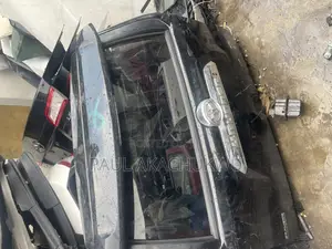 Toyota 4runner 015 Boot Automatic