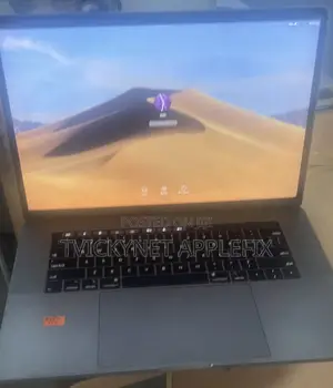 Laptop Apple MacBook Pro 2018 16GB Intel Core i7 SSD 512GB
