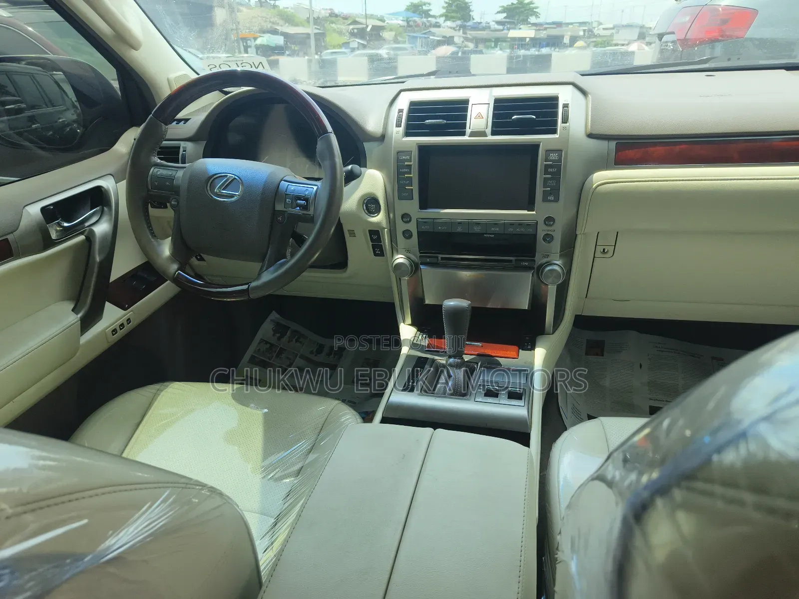 Lexus GX 460 Base 2013 Gold