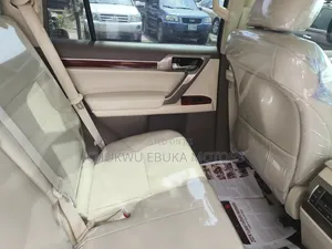 Lexus GX 460 Base 2013 Gold