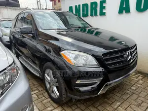 Mercedes-Benz M Class ML350 4MATIC 4dr SUV AWD (3.5L 6cyl 7A) 2015