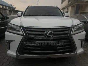 Lexus LX 570 (5 seats) AWD 2017 White