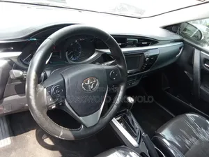 Toyota Corolla S 4dr Sedan (1.8L 4cyl CVT) 2015 Gray