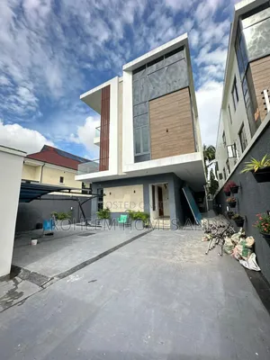 5bdrm Duplex in Secured Estate, Lekki Phase 1 for sale