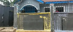 5bdrm Bungalow in Afara, Umuahia for sale