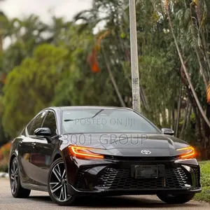 Toyota Camry 2025 Black